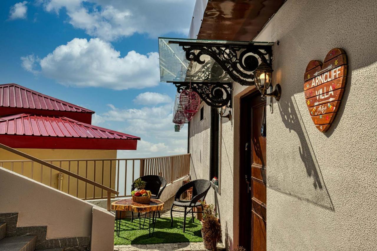 Stayvista At Arncliff Villa 5 Mins From Mall Road Mussoorie Esterno foto